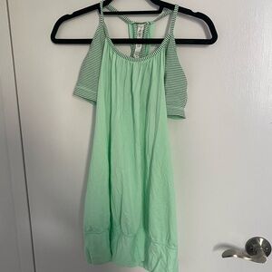 Lululemon No Limits Running Tank Top Built in Sports Bra Mint Green Size 8